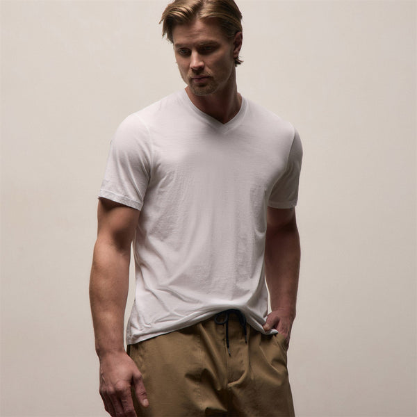 Luxe Lotus Jersey V Neck in White | James Perse Los Angeles
