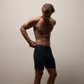 Luxe Lotus Relaxed Fit Boxer Short in Black | James Perse Los Angeles