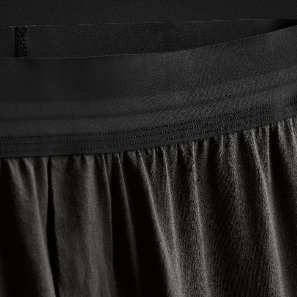 Luxe Lotus Relaxed Fit Boxer Short in Carbon | James Perse Los Angeles FLAT