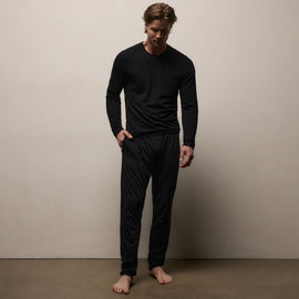 Elevated Lotus Jersey Lounge Crew in Black | James Perse Los Angeles