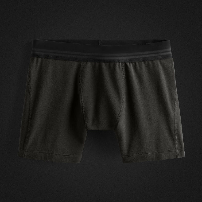Elevated Lotus Sport Boxer Short in Carbon | James Perse Los Angeles FLAT