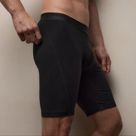 Elevated Lotus Sport Boxer  Long in Black | James Perse Los Angeles