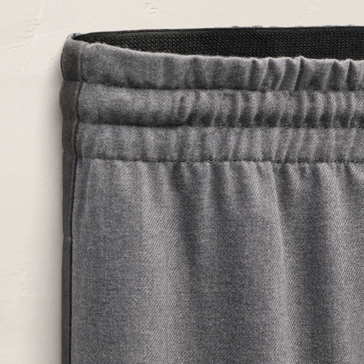 Suede Trim Wool Drawstring Trouser in Heather Grey | James Perse Los Angeles