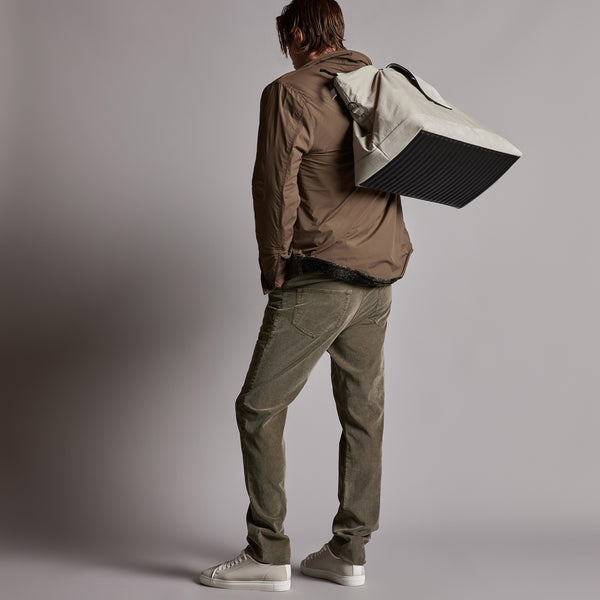 5 Pocket Corduroy Pant in Army Green Pigment | James Perse Los Angeles