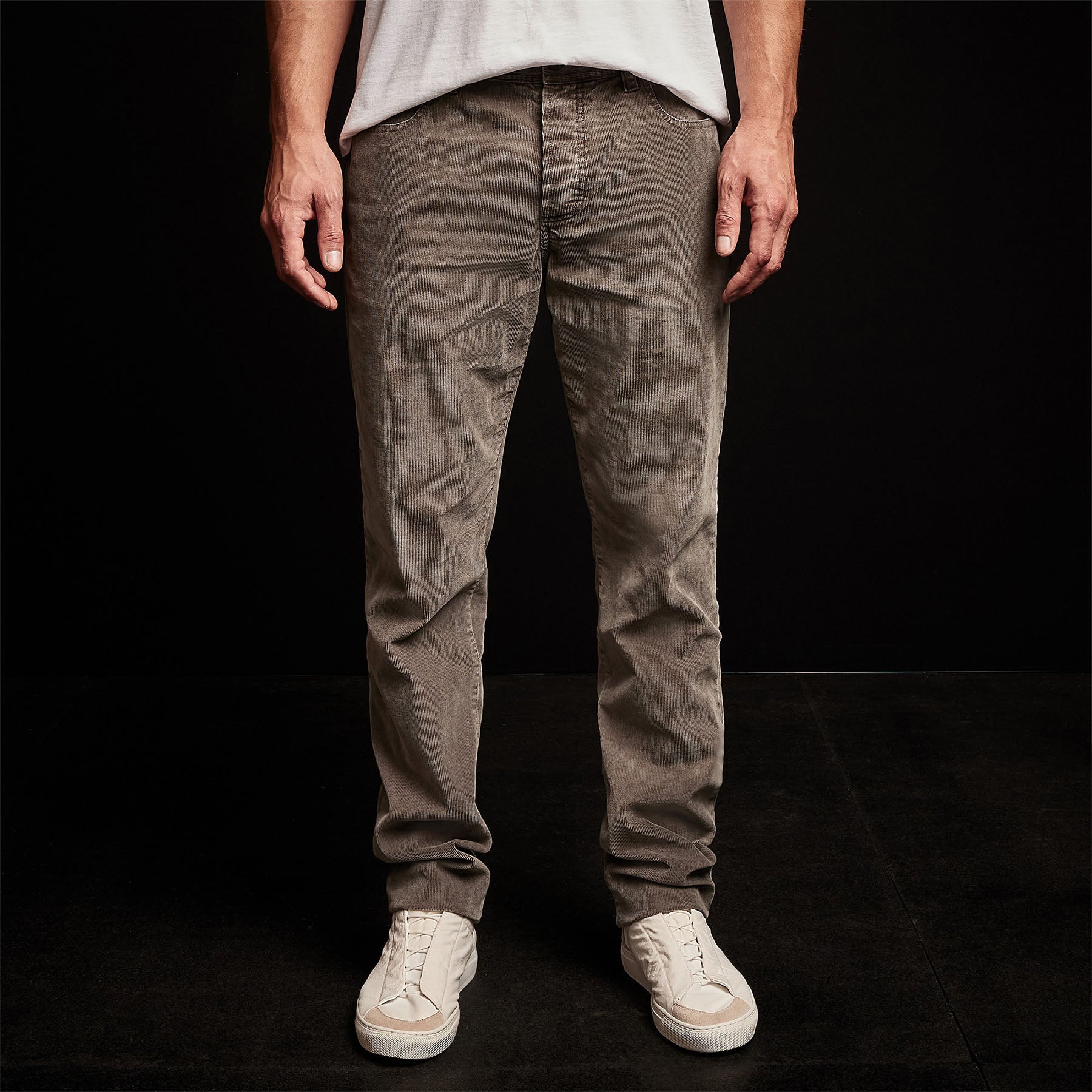 5 Pocket Corduroy Pant in Burro Pigment | James Perse Los Angeles