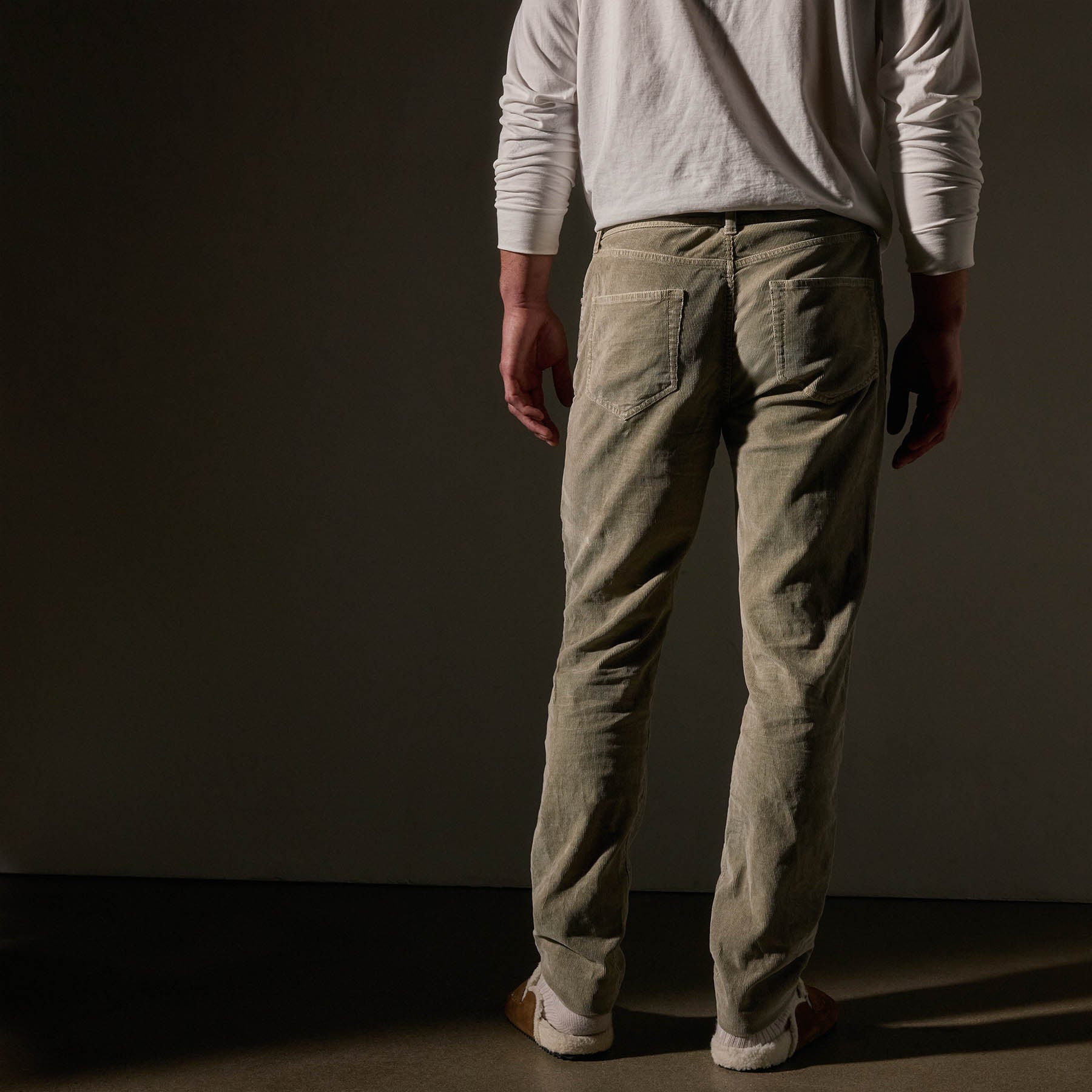 5 Pocket Corduroy Pant - Toast Pigment | James Perse Los Angeles