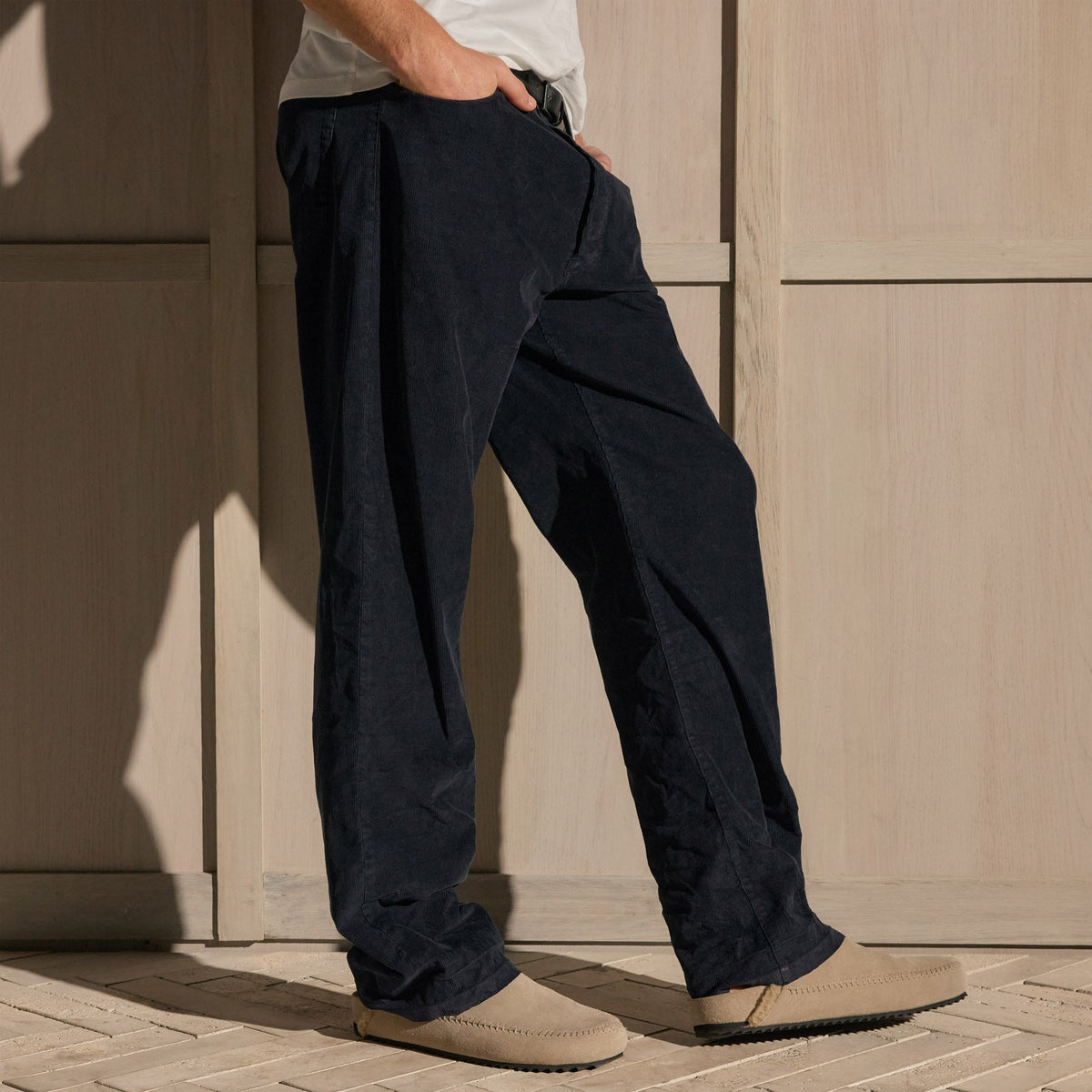 Corduroy Wide Leg 5 Pocket Pant in Classic Navy | James Perse Los Angeles