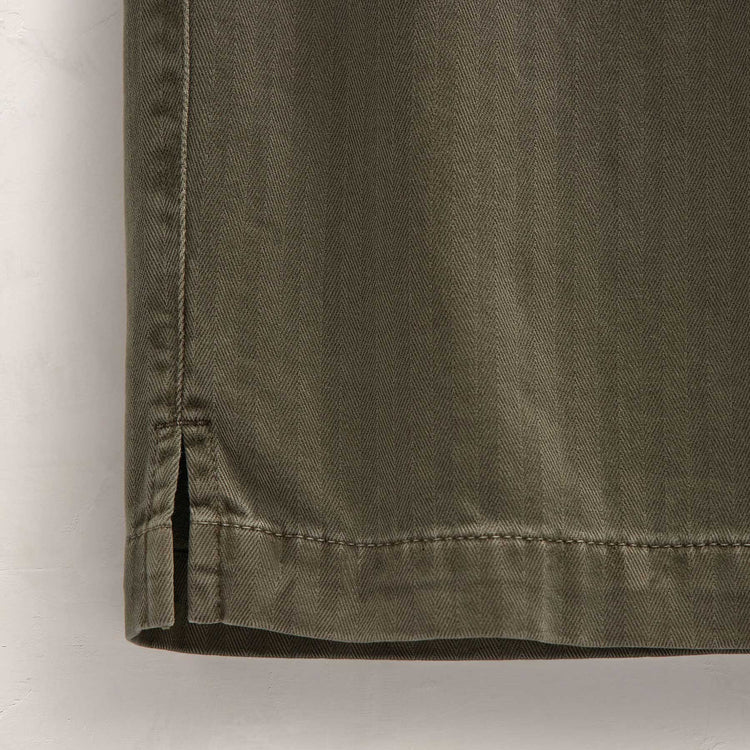 Herringbone Twill Golf Trouser in Birch Pigment | James Perse Los Angeles