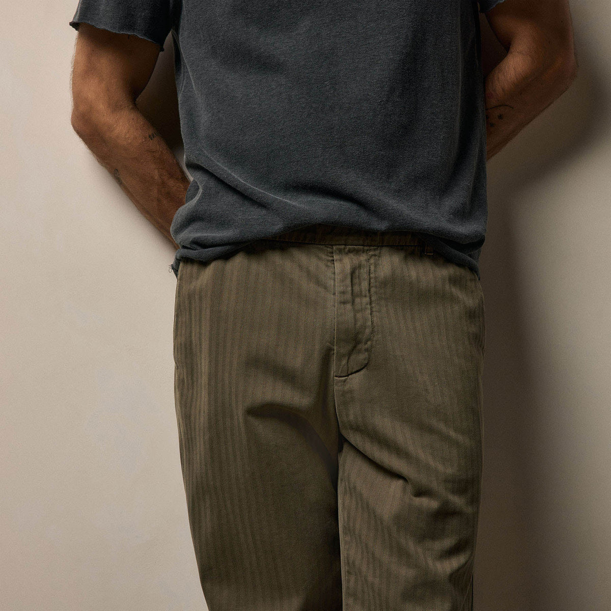 Herringbone Twill Trouser in Birch Pigment | James Perse Los Angeles