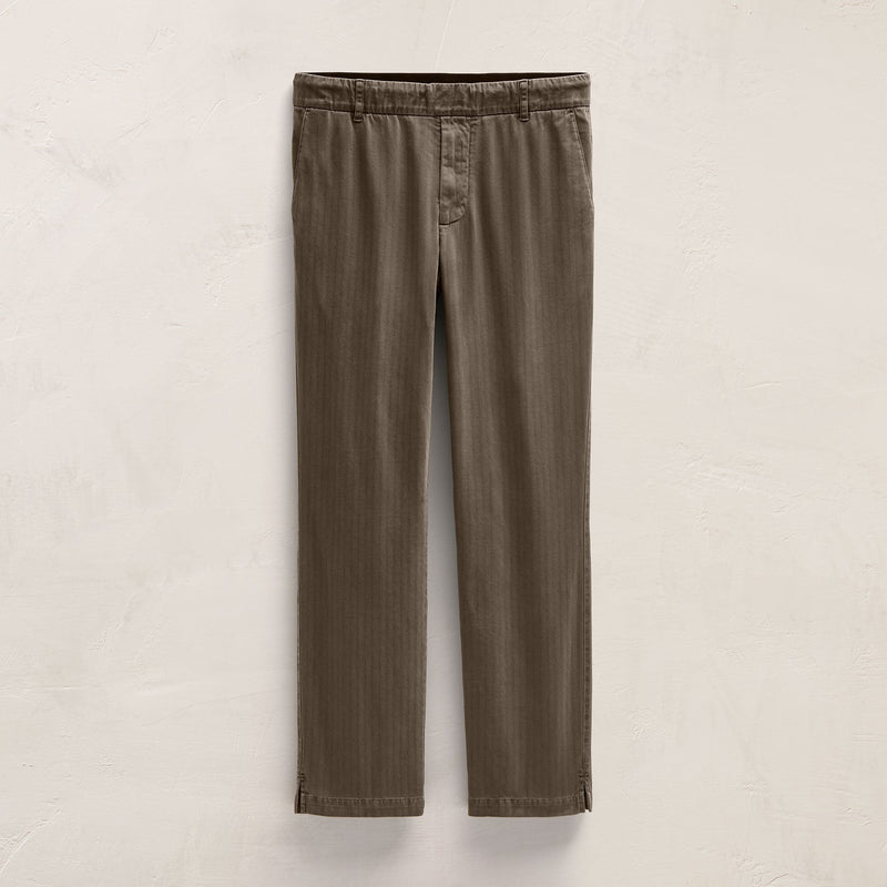 Herringbone Twill Trouser in Caribou Pigment | James Perse Los Angeles