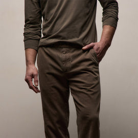 Herringbone Twill Trouser in Caribou Pigment | James Perse Los Angeles