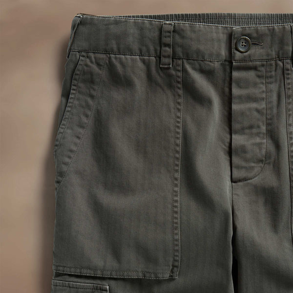 Herringbone Twill Utility Pant in Granite Pigment | James Perse Los Angeles