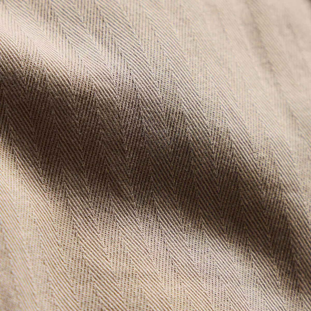 Herringbone Twill Utility Short Short in Overcast Pigment | James Perse Los Angeles