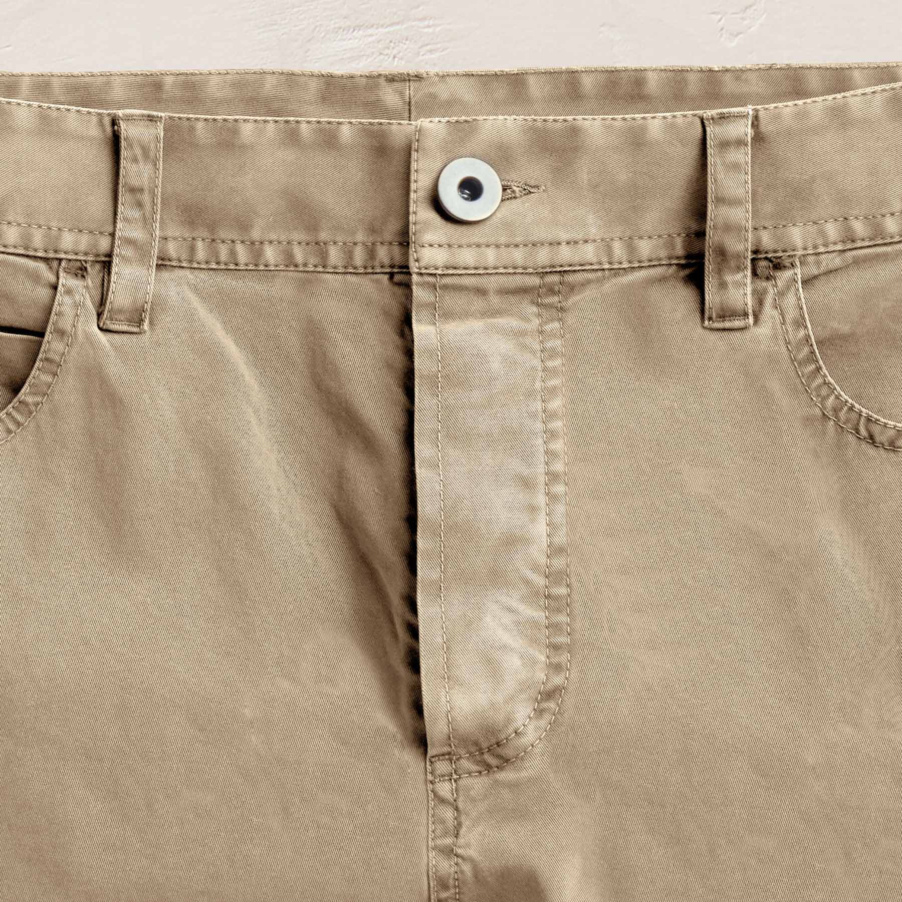 Brushed Twill 5 Pocket Pant in Light Khaki Pigment | James Perse Los Angeles