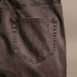 Brushed Twill 5 Pocket Pant  in Loam Pigment | James Perse Los Angeles