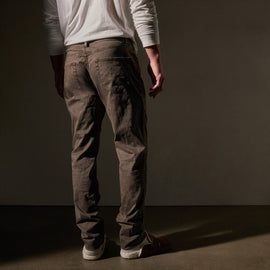 Brushed Twill 5 Pocket Pant  in Loam Pigment | James Perse Los Angeles