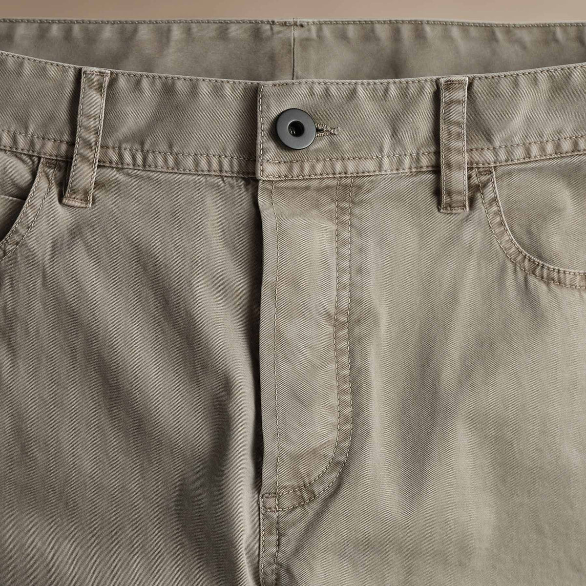 Brushed Twill 5 Pocket Pant  in Light Tan Pigment | James Perse Los Angeles