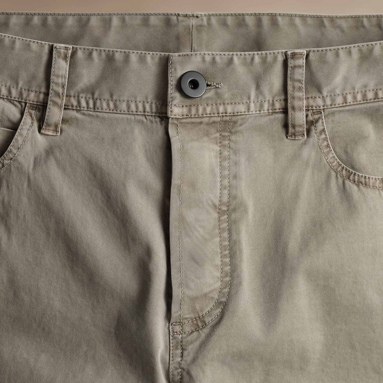 Brushed Twill 5 Pocket Pant  in Light Tan Pigment | James Perse Los Angeles