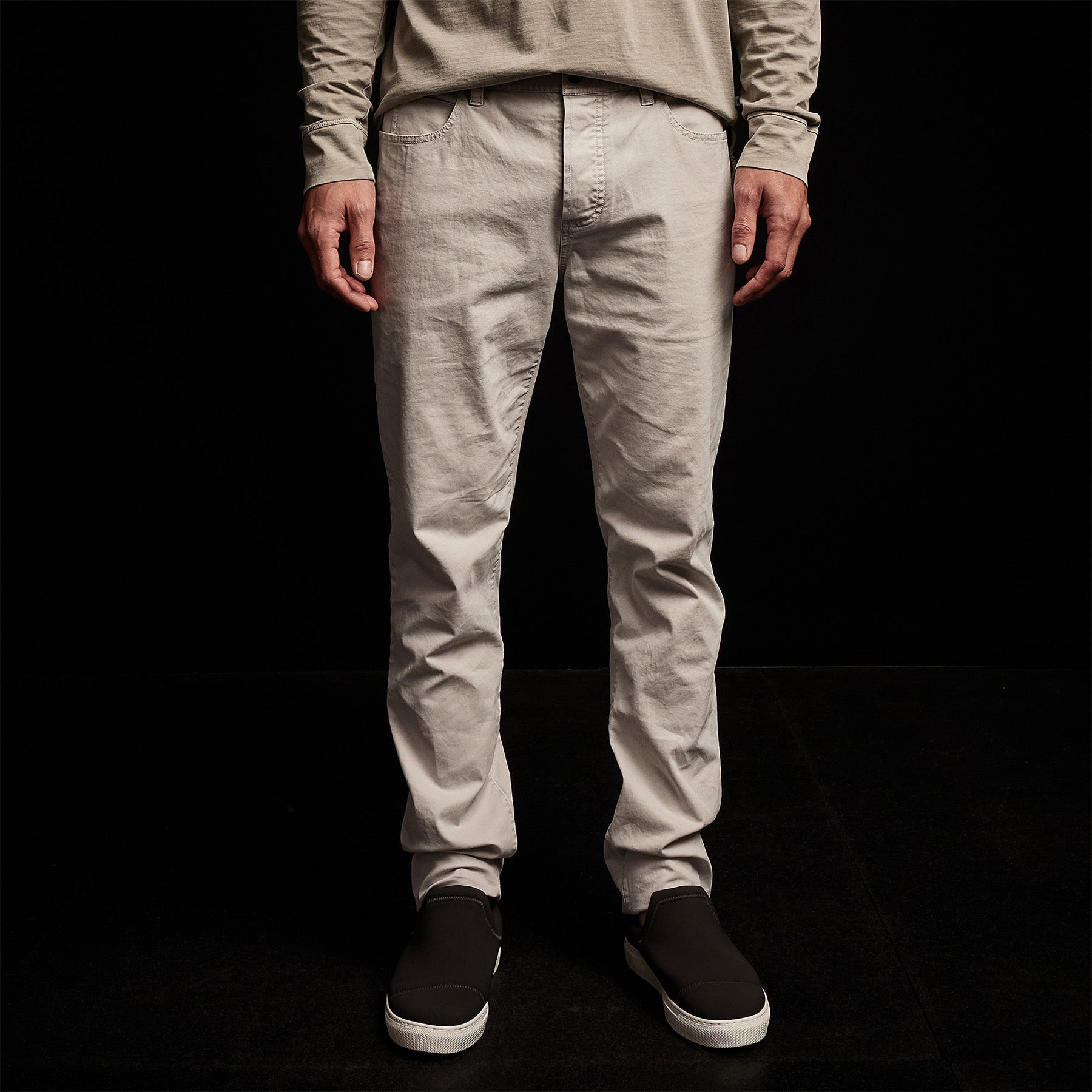 Brushed Twill 5 Pocket Pant in Salt Pigment | James Perse Los Angeles
