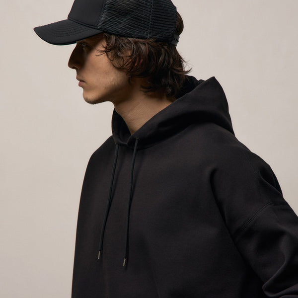 Italian Knit Hoodie in Black | James Perse Los Angeles