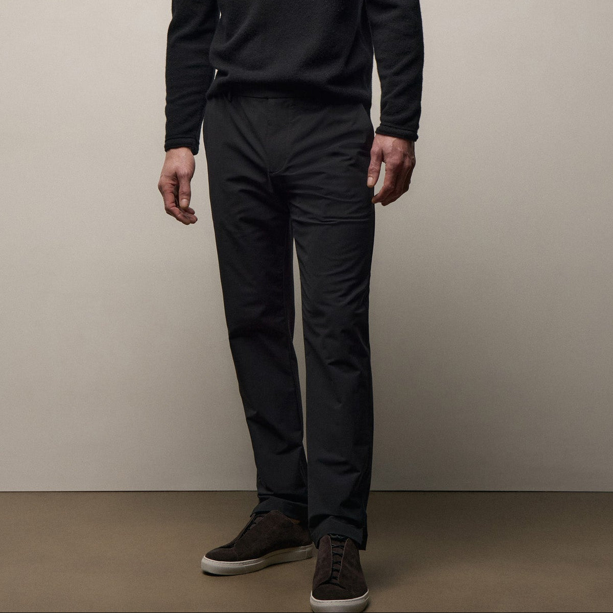 Golf Trouser in Black | James Perse Los Angeles