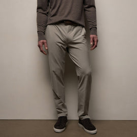Golf Trouser in Concrete | James Perse Los Angeles