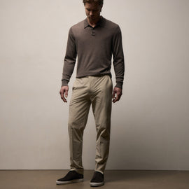 Golf Trouser in Sand | James Perse Los Angeles