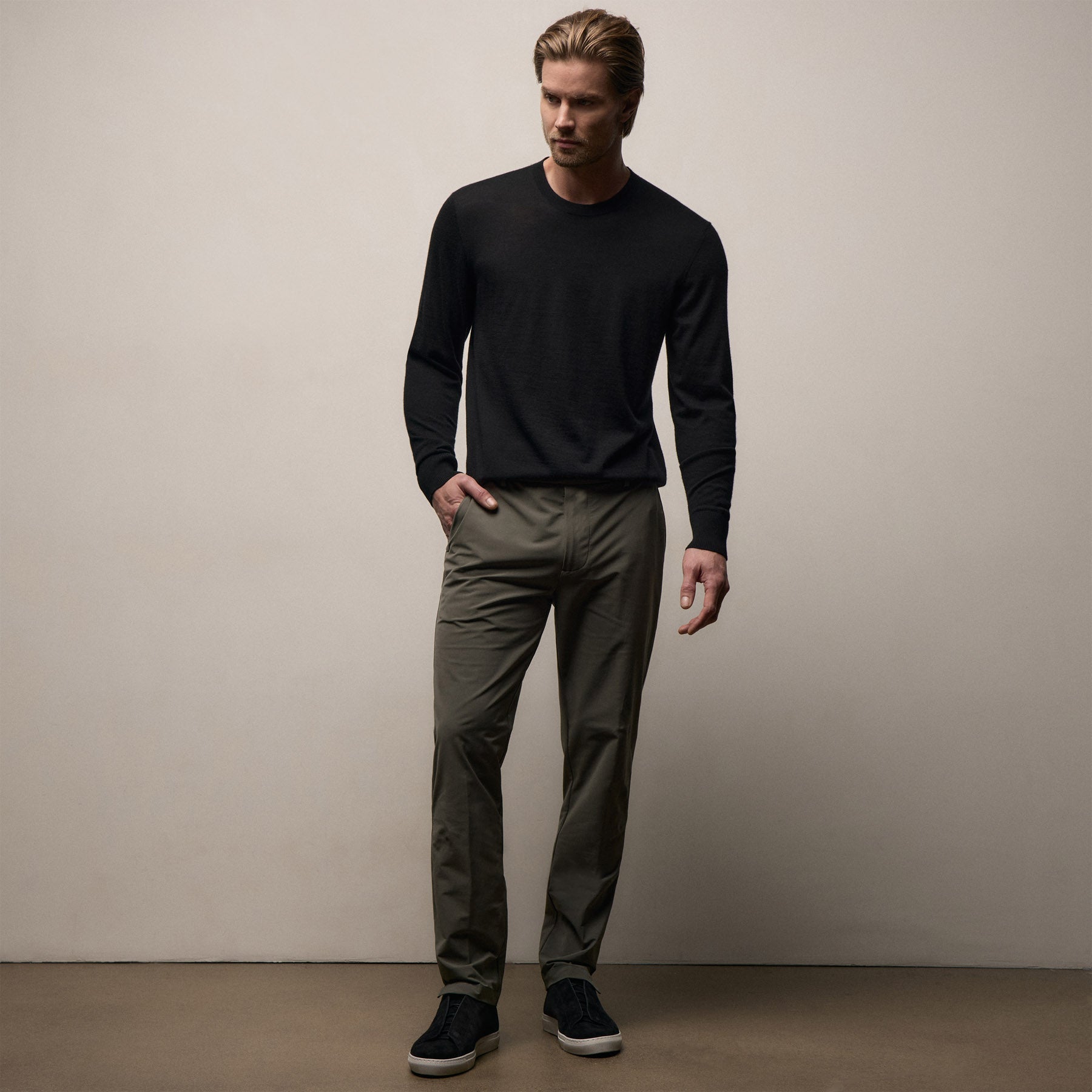 Golf Trouser in Tent | James Perse Los Angeles