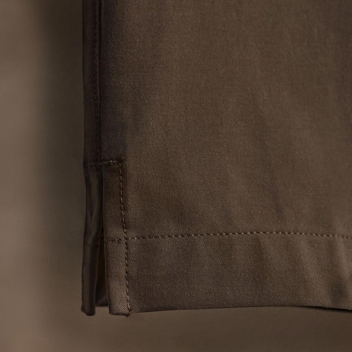 Golf Trouser in Umber | James Perse Los Angeles