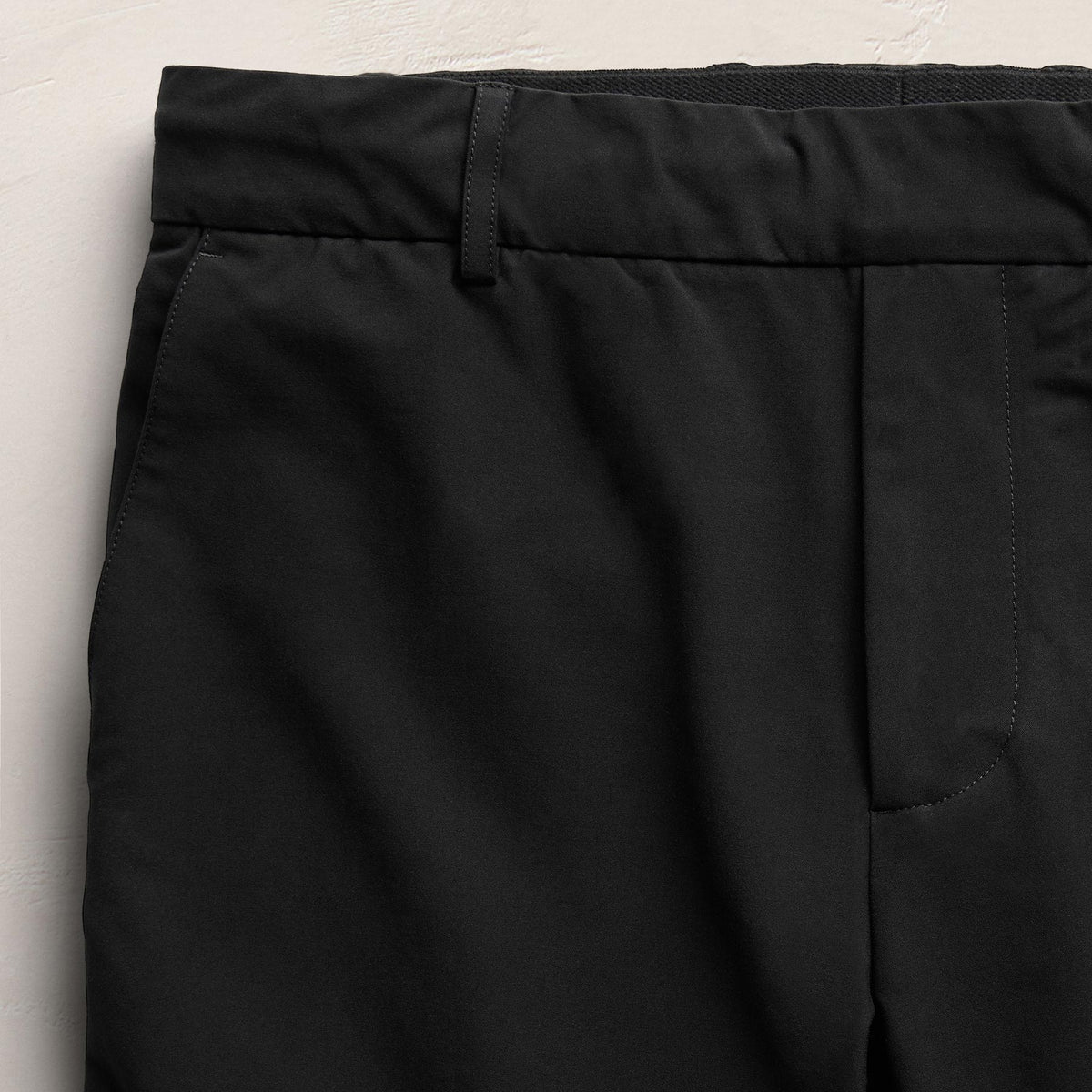 Golf Short in Black | James Perse Los Angeles