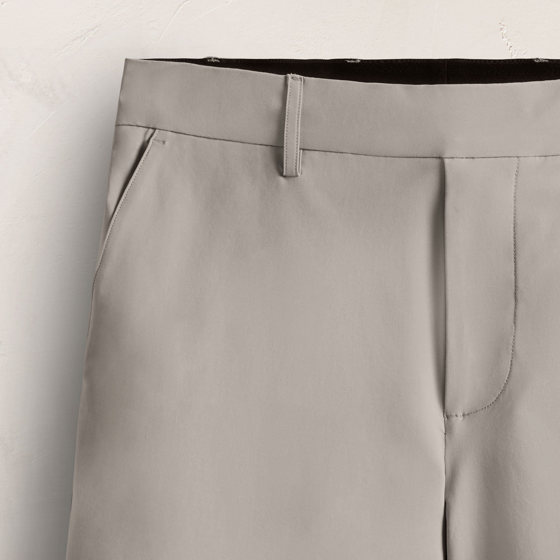 Golf Short in Concrete | James Perse Los Angeles