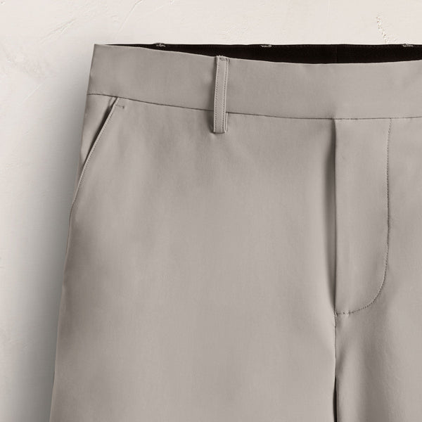 Golf Short in Concrete | James Perse Los Angeles