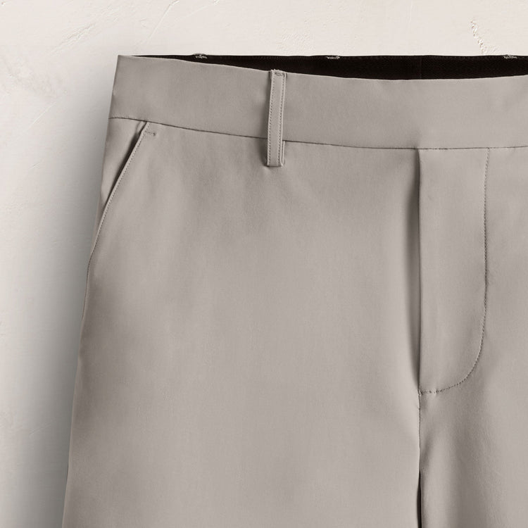 Golf Short in Concrete | James Perse Los Angeles