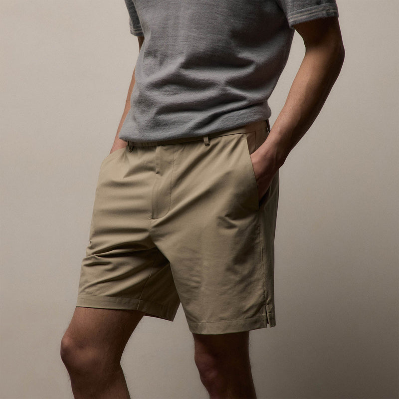 Golf Short in Sand | James Perse Los Angeles