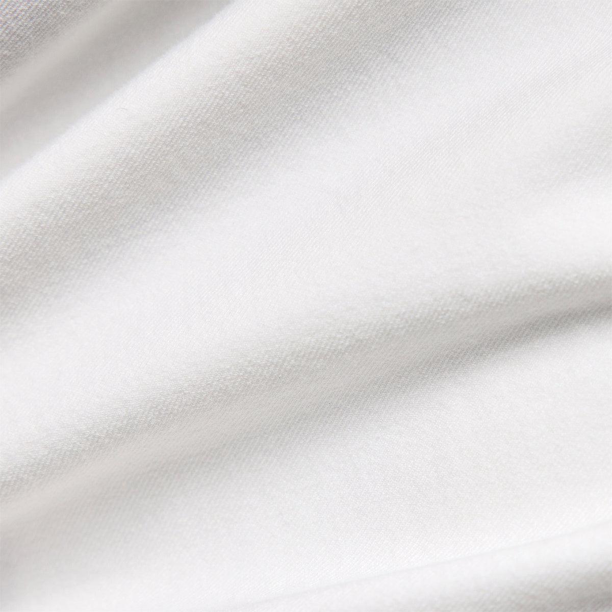 Golf Short in White | James Perse Los Angeles