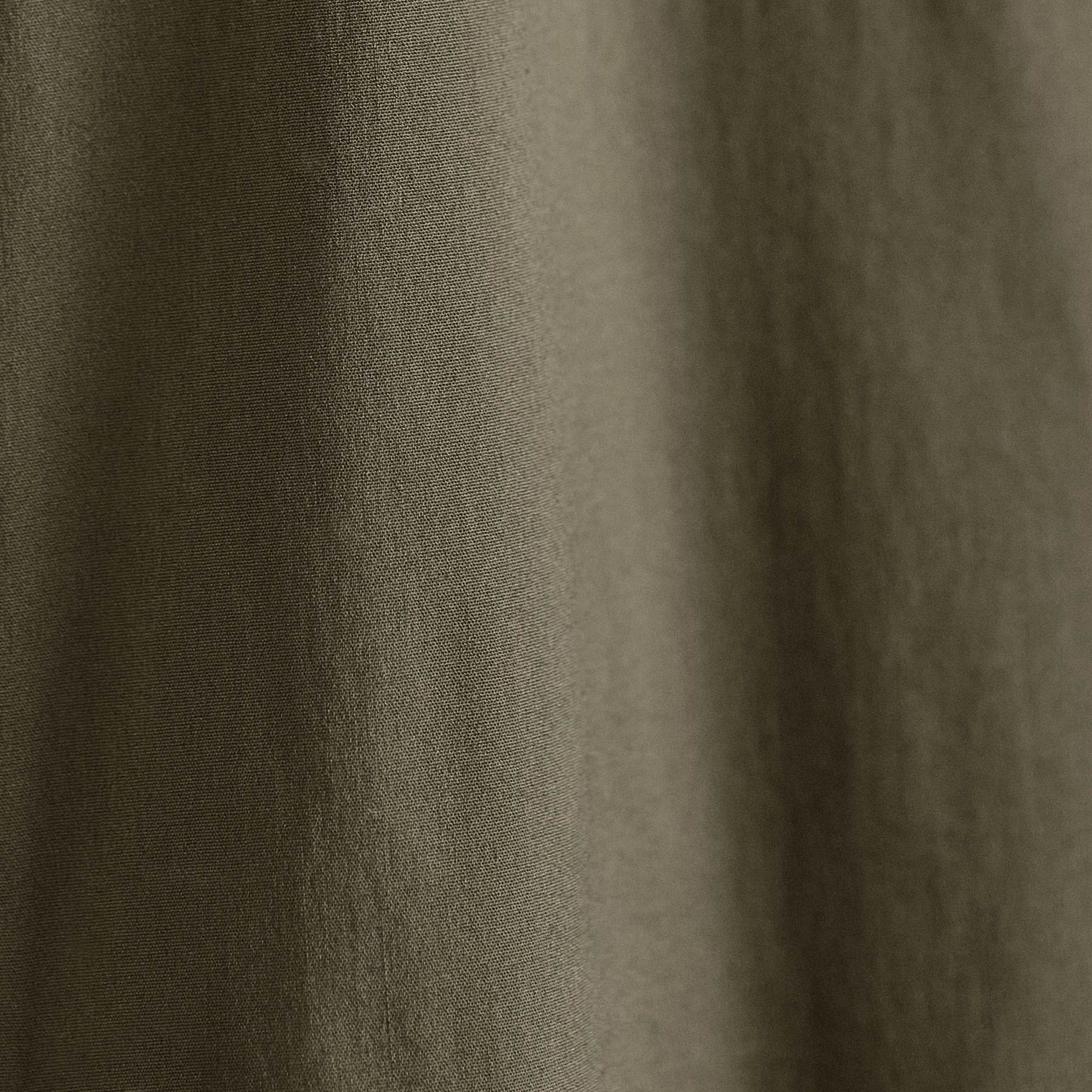 Performance Poplin Shirt in Army Green | James Perse Los Angeles