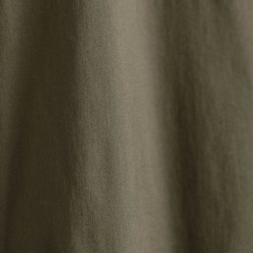 Performance Poplin Shirt in Army Green | James Perse Los Angeles