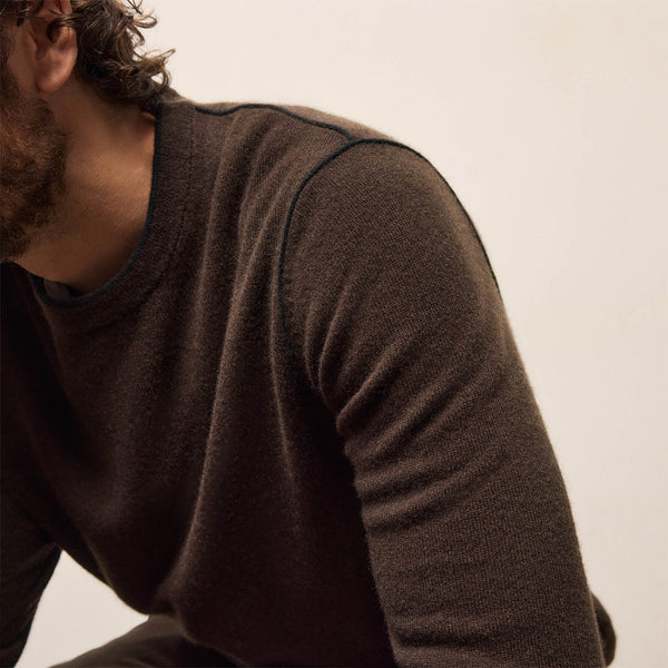 Italian Spun Cashmere Crewneck in Kona/Black | James Perse Los Angeles