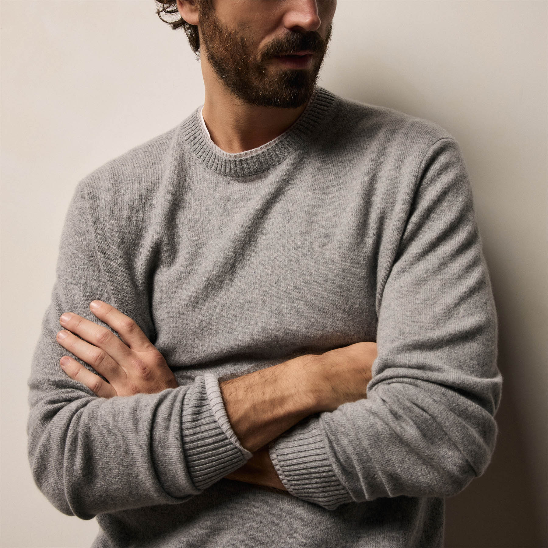 Contrast Trim Cashmere Crew - Heather Grey/Pearl | James Perse Los