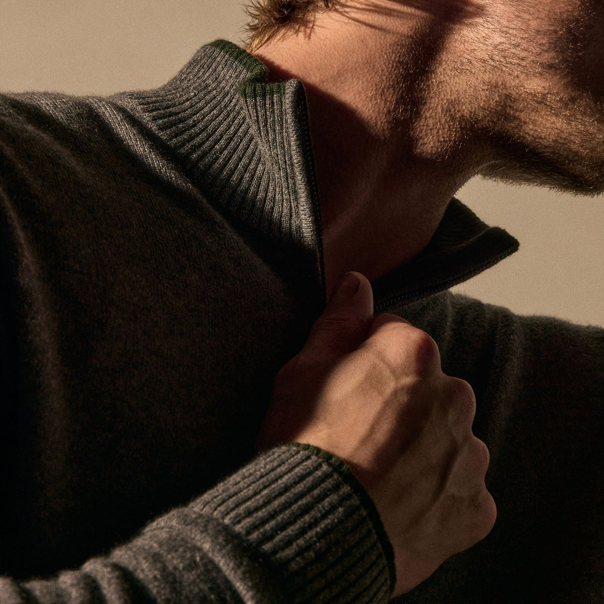 Italian Spun Cashmere Half Zip in Mid Grey/Forest | James Perse Los Angeles