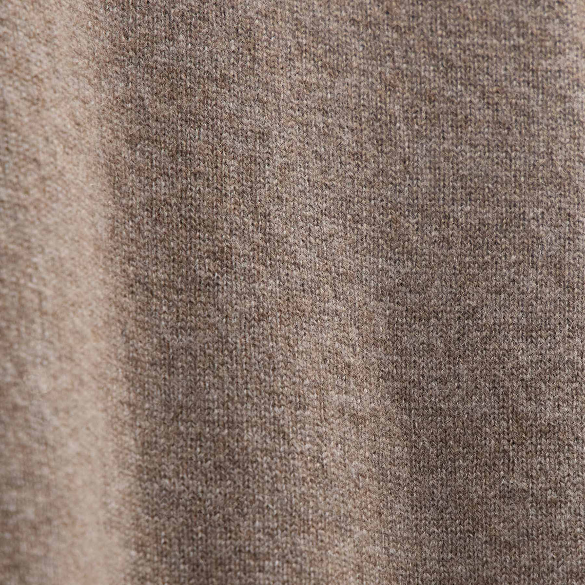 Italian Spun Cashmere Half Zip in Warm Brown/Mid Brown | James Perse Los Angeles