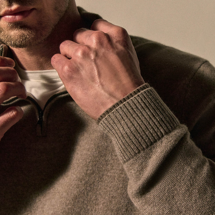 Italian Spun Cashmere Half Zip in Warm Brown/Mid Brown | James Perse Los Angeles