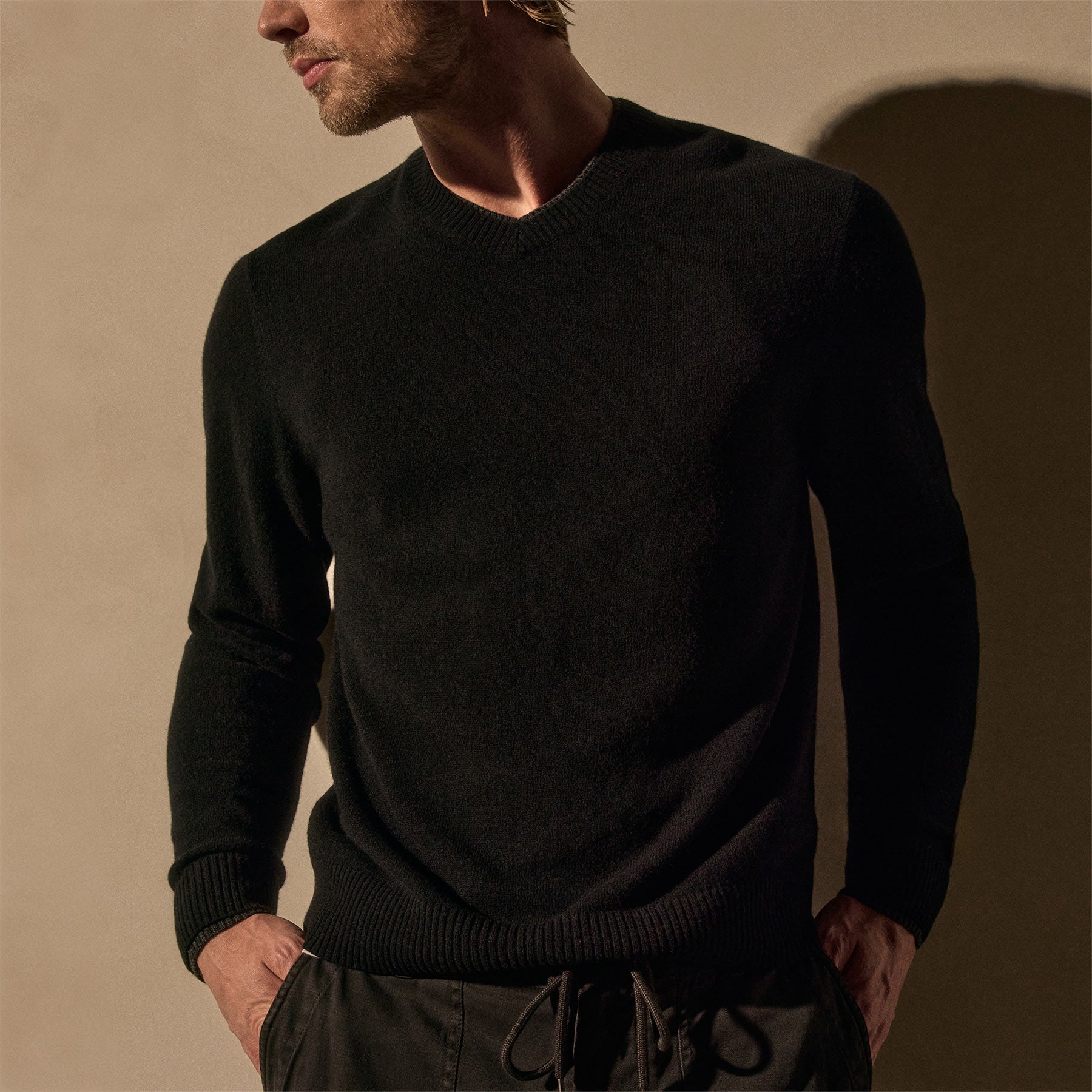 Contrast Trim Cashmere V Neck