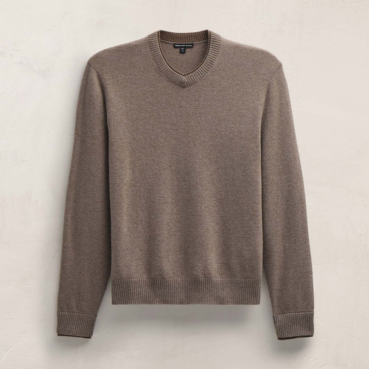 Italian Spun Cashmere Vee in Warm Brown/Mid Brown | James Perse Los Angeles