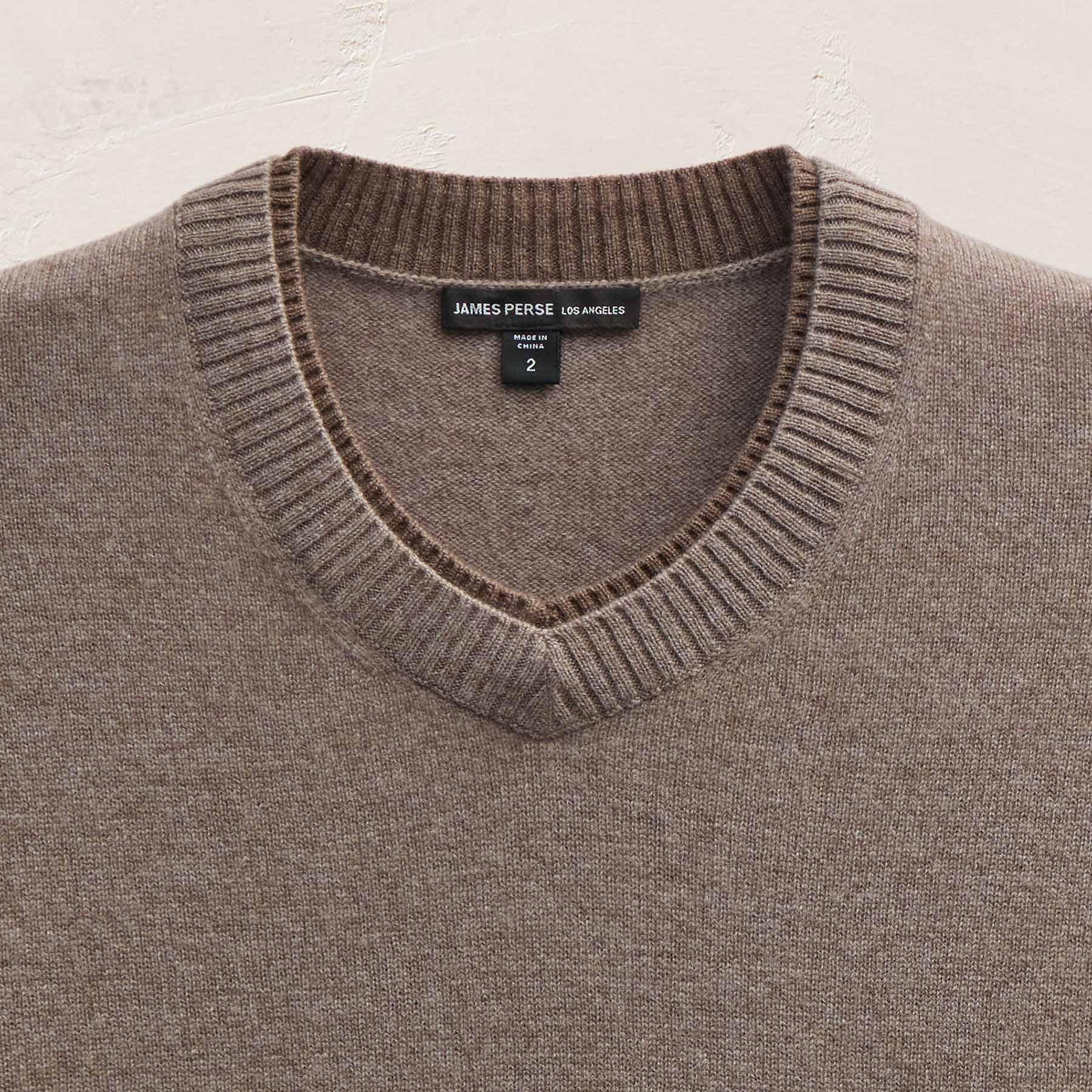 Italian Spun Cashmere Vee in Warm Brown/Mid Brown | James Perse Los Angeles