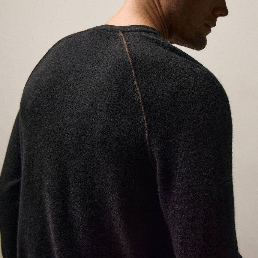 Italian Spun Csh Rgln Ppd Crew in Black/Kona | James Perse Los Angeles