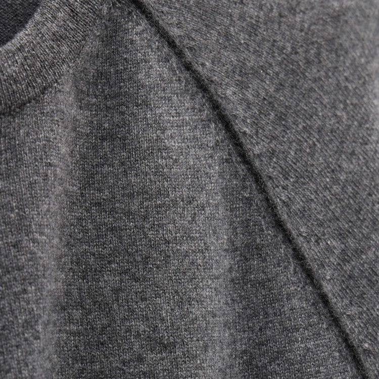 Italian Spun Cashmere Raglan Piped Crew in Mid Grey/Anthracite | James Perse Los Angeles FLAT