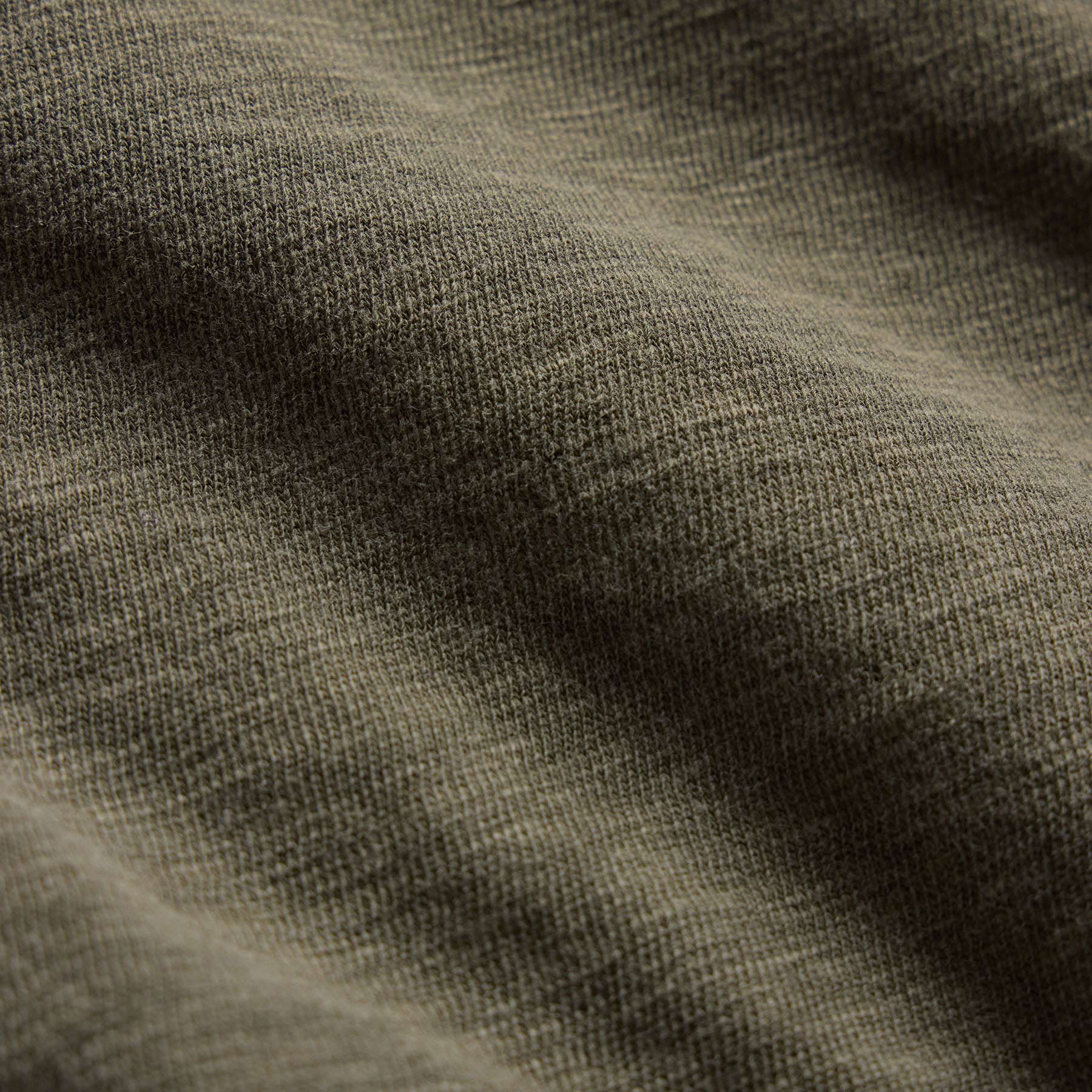 Cotton Slub Short Sleeve Tee in Army Green Pigment | James Perse Los Angeles