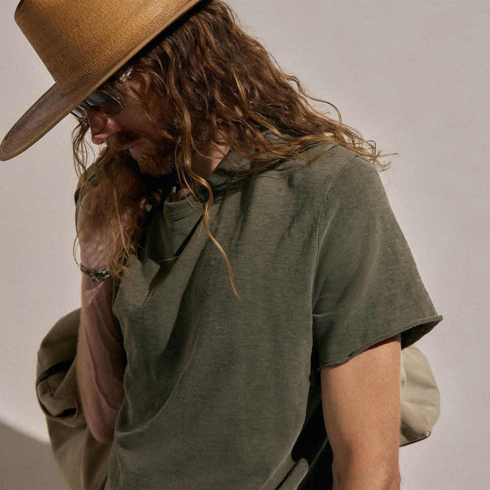 Cotton Slub Short Sleeve Tee in Army Green Pigment | James Perse Los Angeles