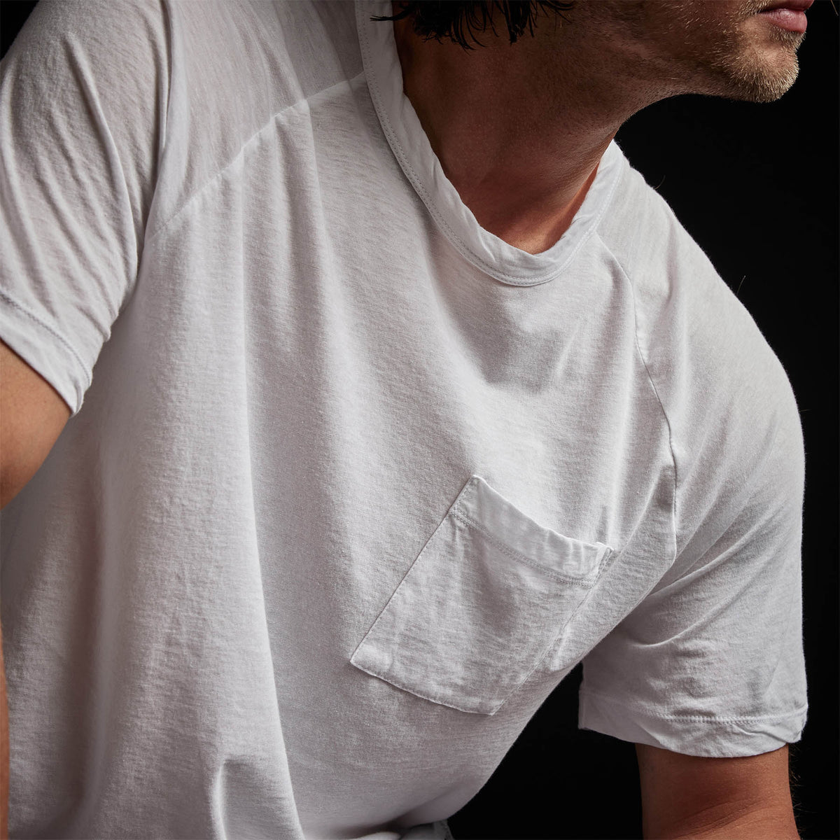 Linen Palm Tee in White | James Perse Los Angeles